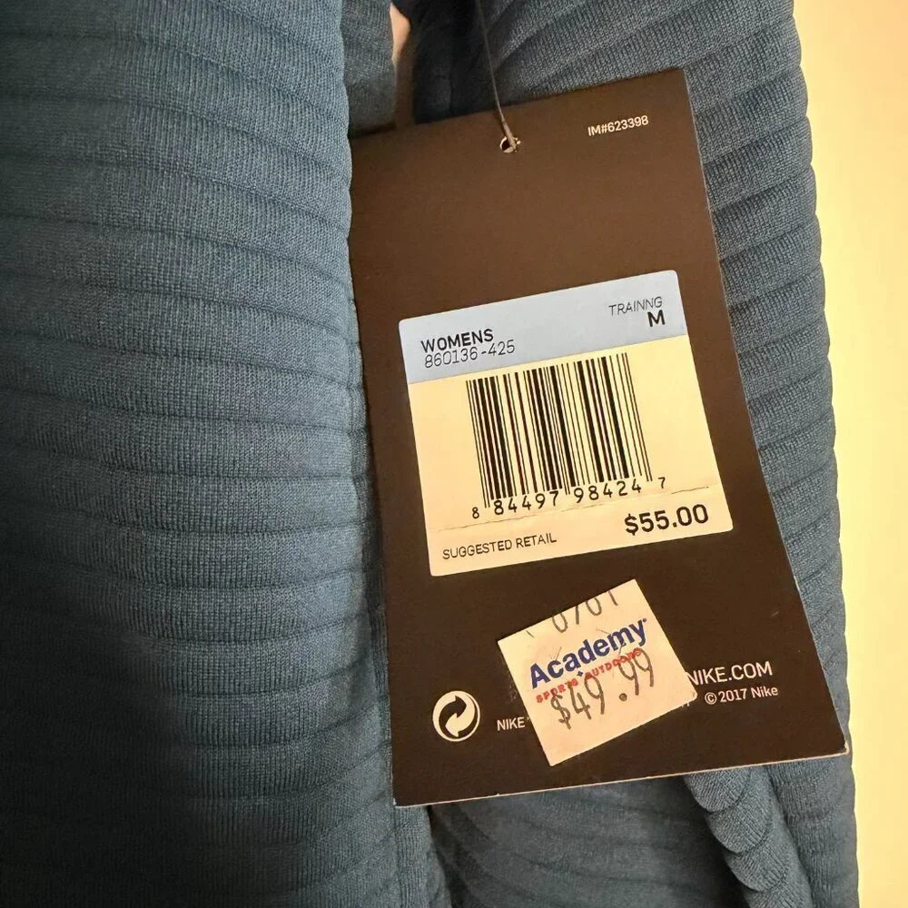 Nike Dri Fit Ribbed Hoodie Sweatshirt Pullover Active Athleisure - NWT - Medium